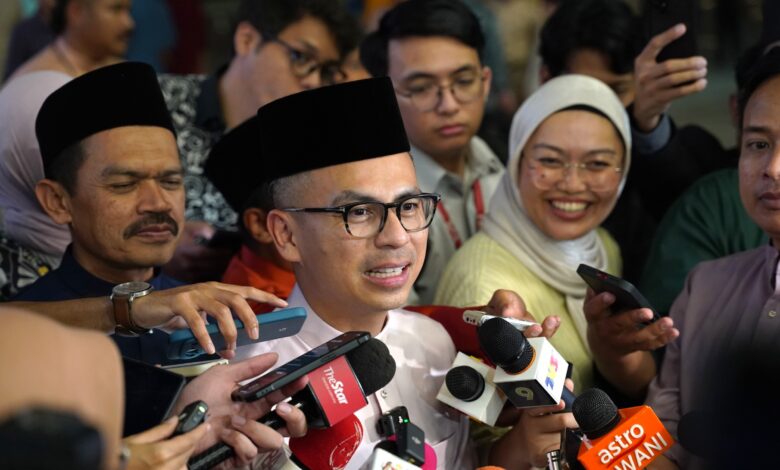 fahmi sidang akhbar