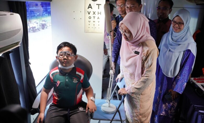 Zaliha Mustafa ketika menyempurnakan pelancaran tahun kedua Program Mata Hati Wilayah di Kuala Lumpur.