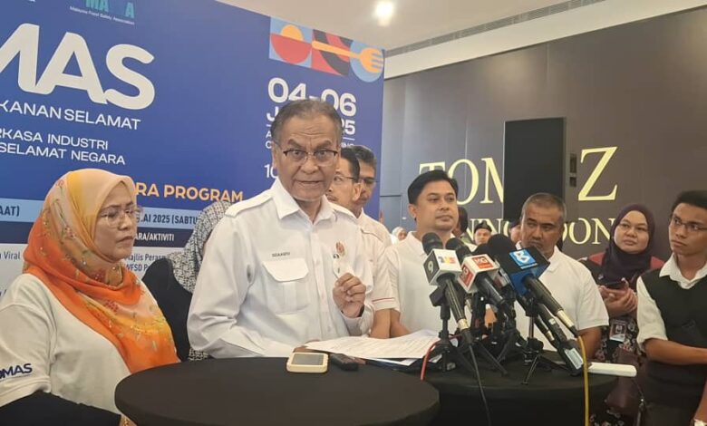 Menteri Kesihatan, Datuk Seri Dr Dzulkefly Ahmad