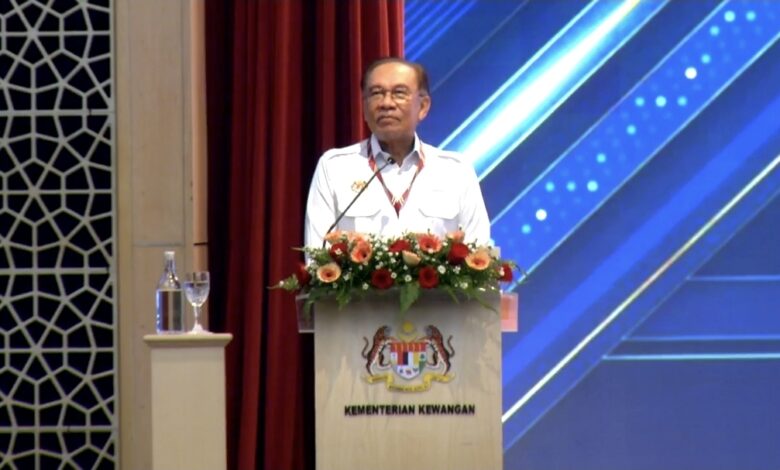 Pelantikan M Kumar bukan isu perkauman – Anwar