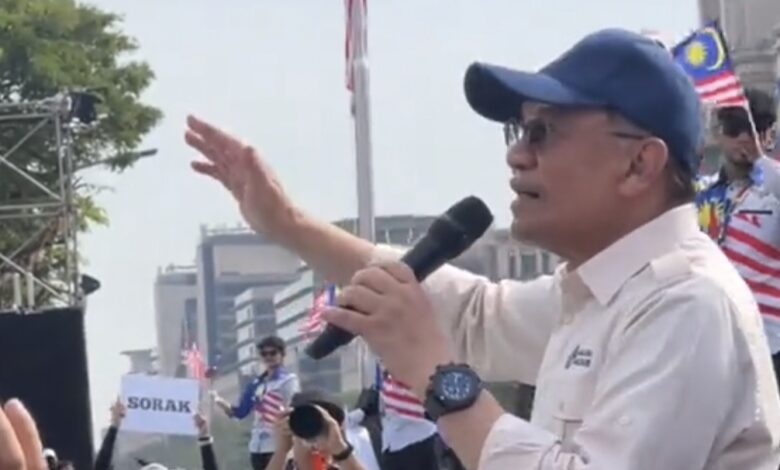 PM santuni peserta human graphic, puji persembahan terbaik