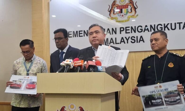 VIP, ahli politik, artis culas bayar cukai jalan kereta mewah