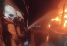 Terbakar