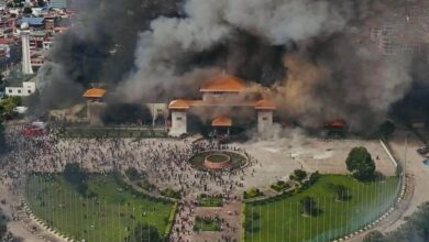 bakar parlimen