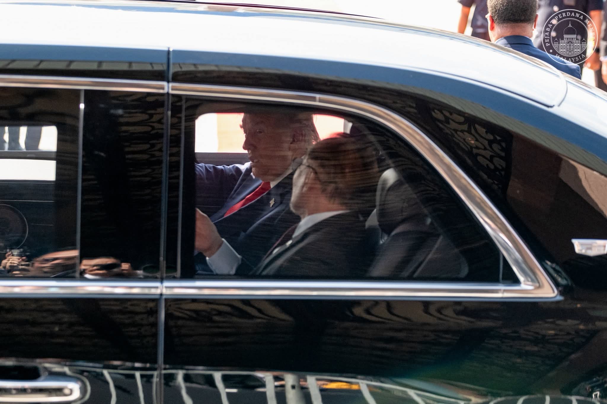 Anwar kongsi pengalaman unik menaiki kereta rasmi Trump sempena Sidang Kemuncak ASEAN
