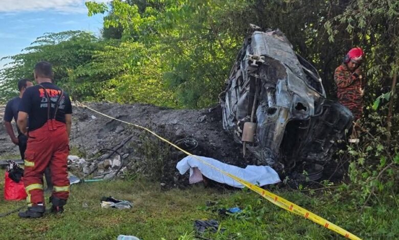 kereta terbakar