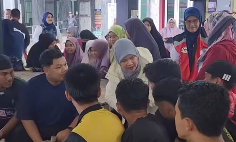 Fadhlina Sidek