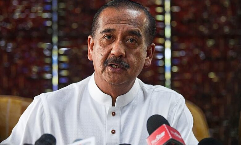 Tan Sri Razarudin Husain