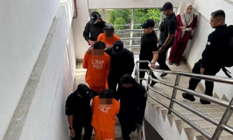 Suspek tikam