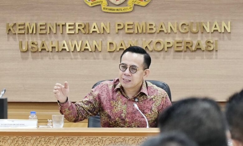 Menteri Pembangunan Usahawan dan Koperasi, Steven Sim Chee Keong