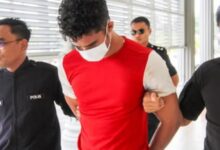 Penuntut IPT didakwa
