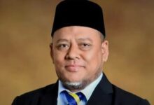 Ahli Dewan Undangan Negeri (ADUN) Bintong, Fakhrul Anwar Ismail, a