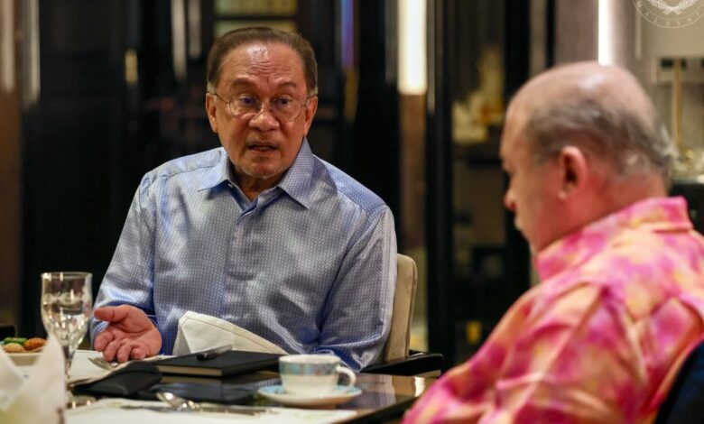Agong terima menghadap PM, bincang hal ehwal semasa negara