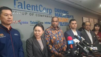 Sidang media bersama Menteri Sumber Manusia Datuk Seri Ramanan di Talent Corp hari ini