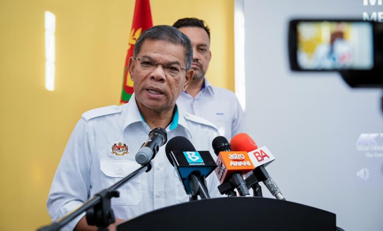 Menteri Dalam Negeri, Datuk Seri Saifuddin Nasution Ismail