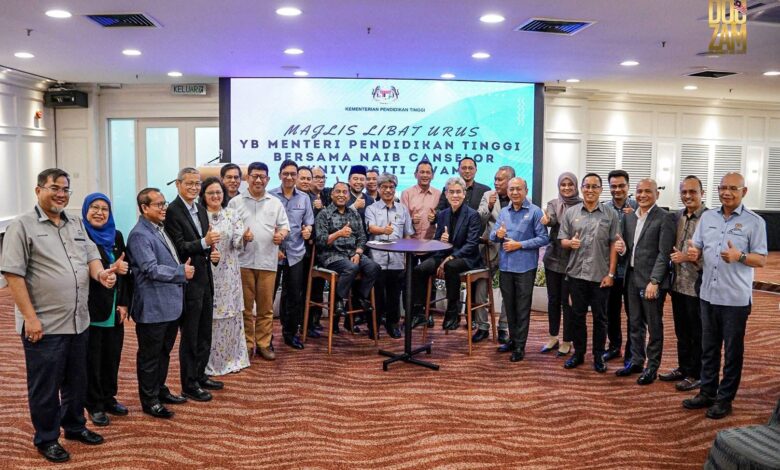libat urus dan sembang santai bersama Naib-Naib Canselor seluruh Institusi Pendidikan Tinggi Awam (IPTA)
