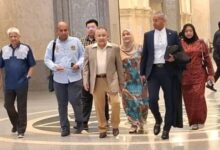 Mohd Isa akan dibawa ke Penjara Kajang bagi menjalani hukuman penjara berkuat kuasa serta-merta.