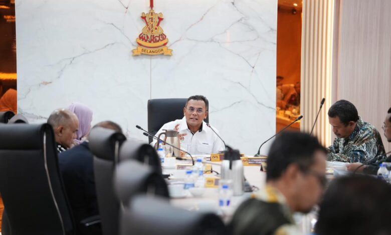 Menteri Besar Selangor, Datuk Seri Amirudin Shari