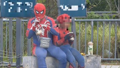 Mengemis spiderman