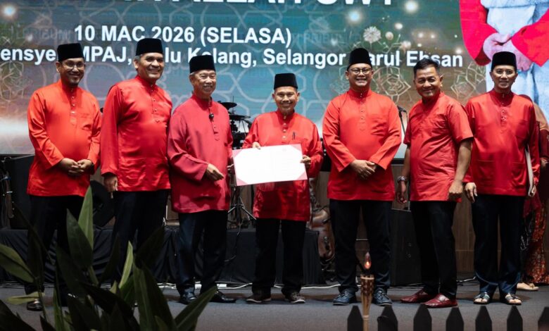 Bekas Ahli Dewan Undangan Negeri (ADUN) Pengkalan Batu, Datuk Norhizam Hassan Baktee