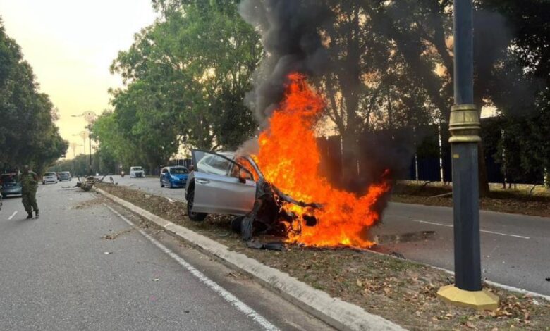 suv terbakar