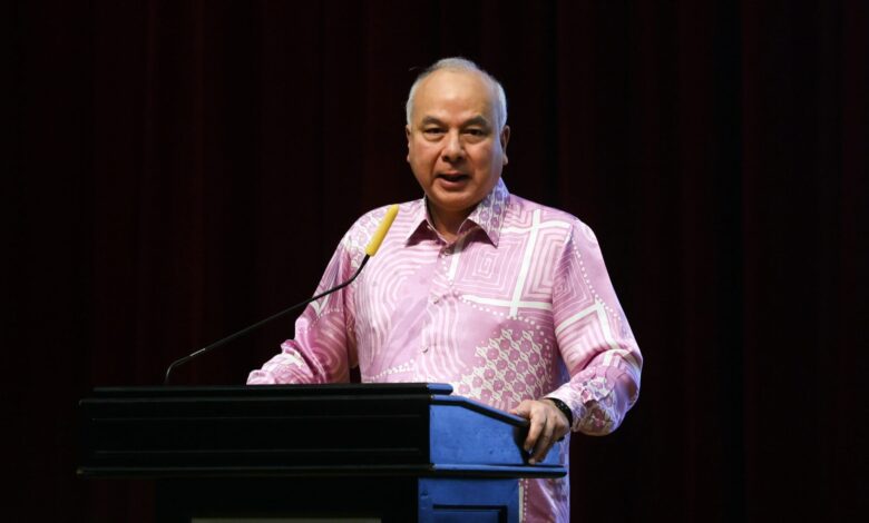 sultan nazrin