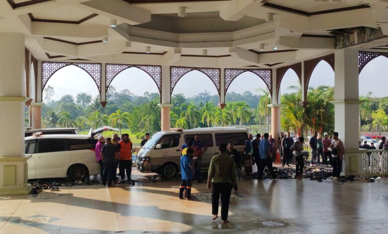 jenazah empat sekeluarga