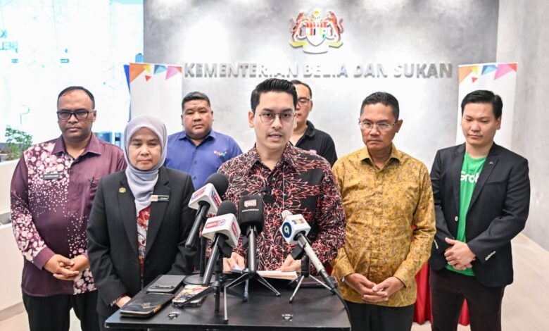 taufiq johari