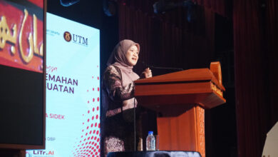 fadhlina sidek