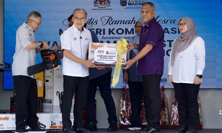 kampung istana