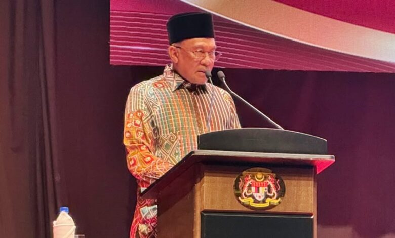 anwar
