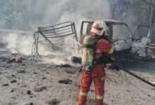 lori terbakar