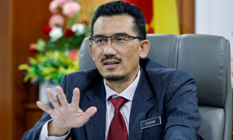 dr hisham